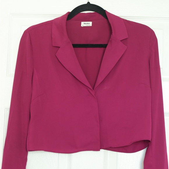 Cute light airy Talula cropped button up - Picture 4 of 4